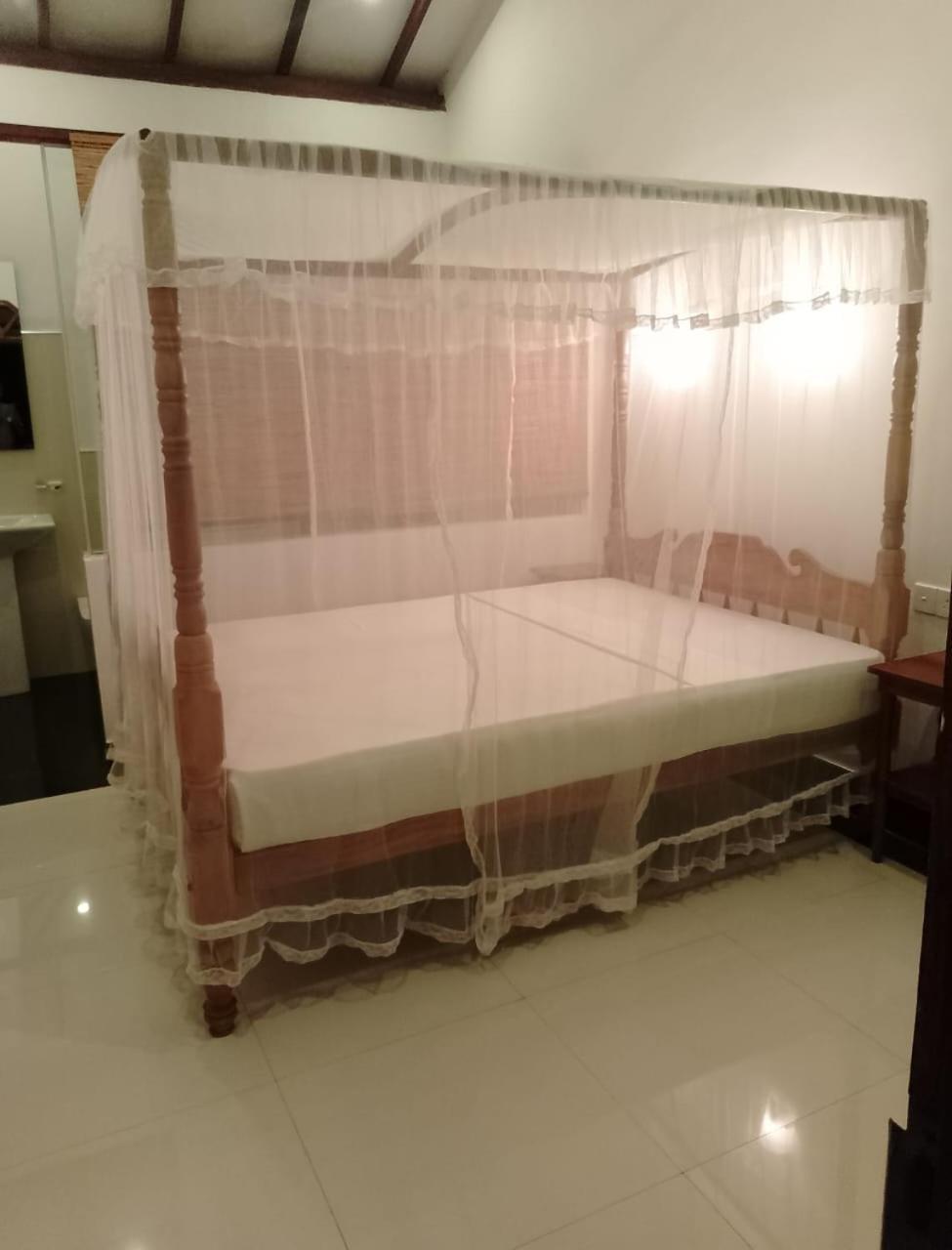 Skywalker Guest House Weligama Exterior photo