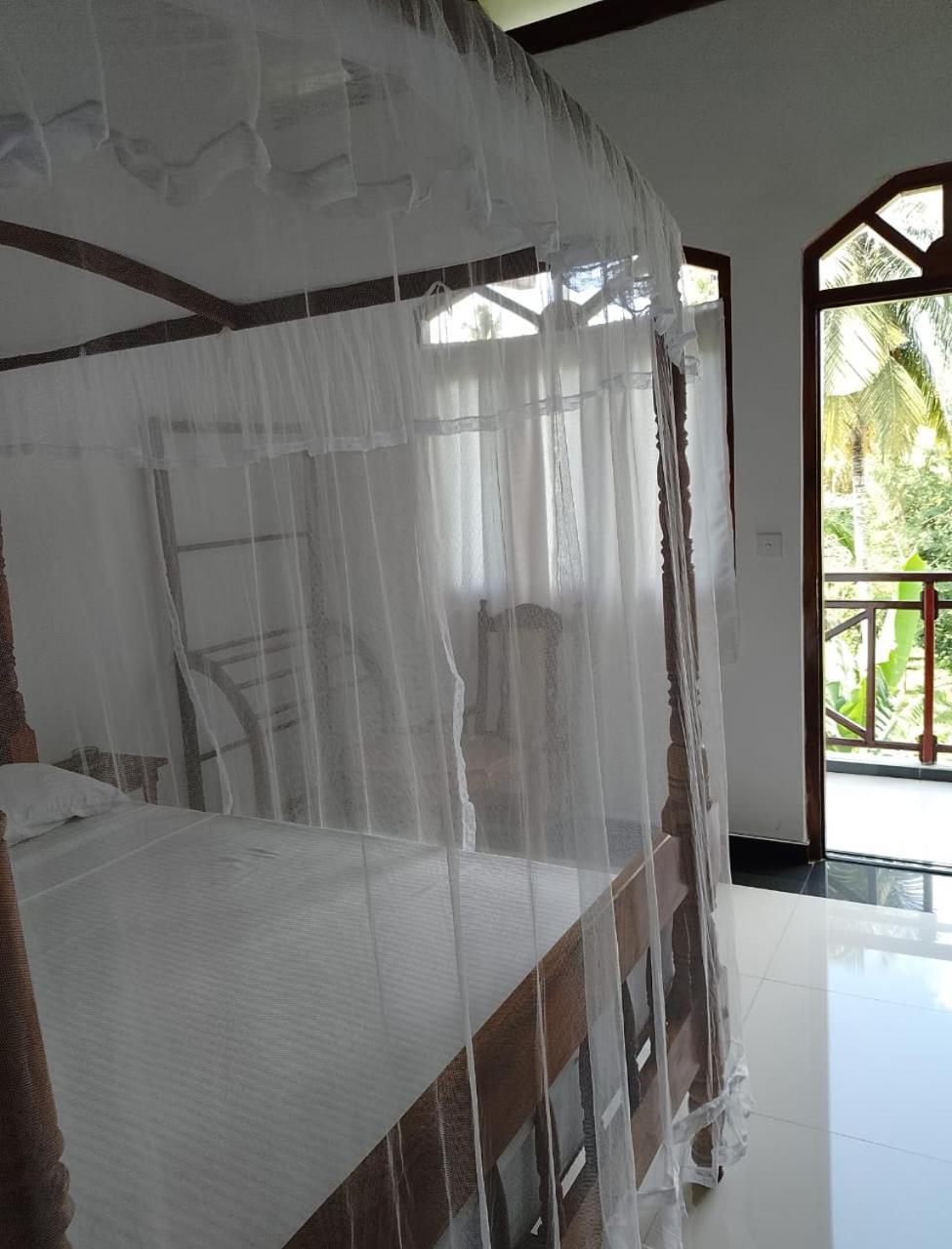 Skywalker Guest House Weligama Exterior photo